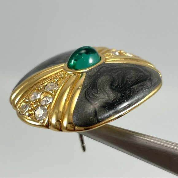 Vintage Kenneth Jay Lane for Avon Green Glass Cabochon Gray Enamel Earrings - Picture 6 of 8